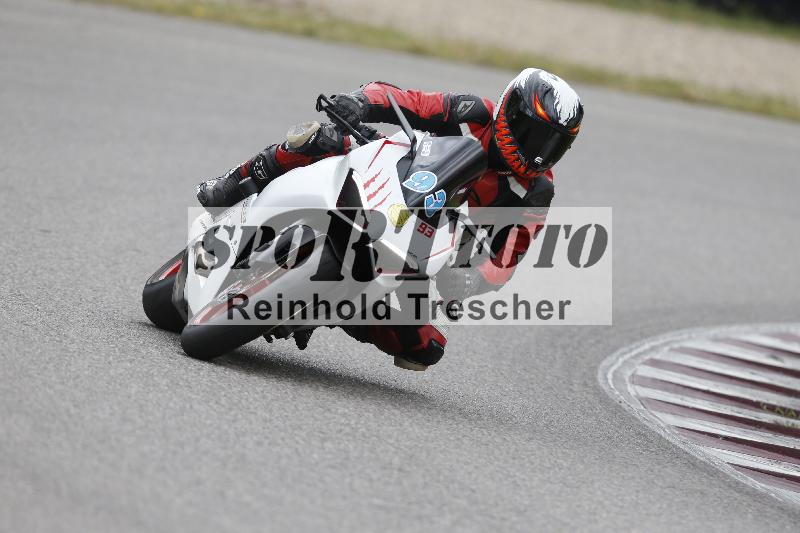 /09 19.04.2026  Caremotion get faster ADR/Gruppe gelb/93